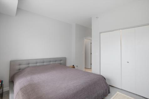 233 East 13th Street Chicago IL 60605