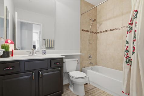 233 East 13th Street Chicago IL 60605