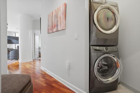 233 East 13th Street Chicago IL 60605