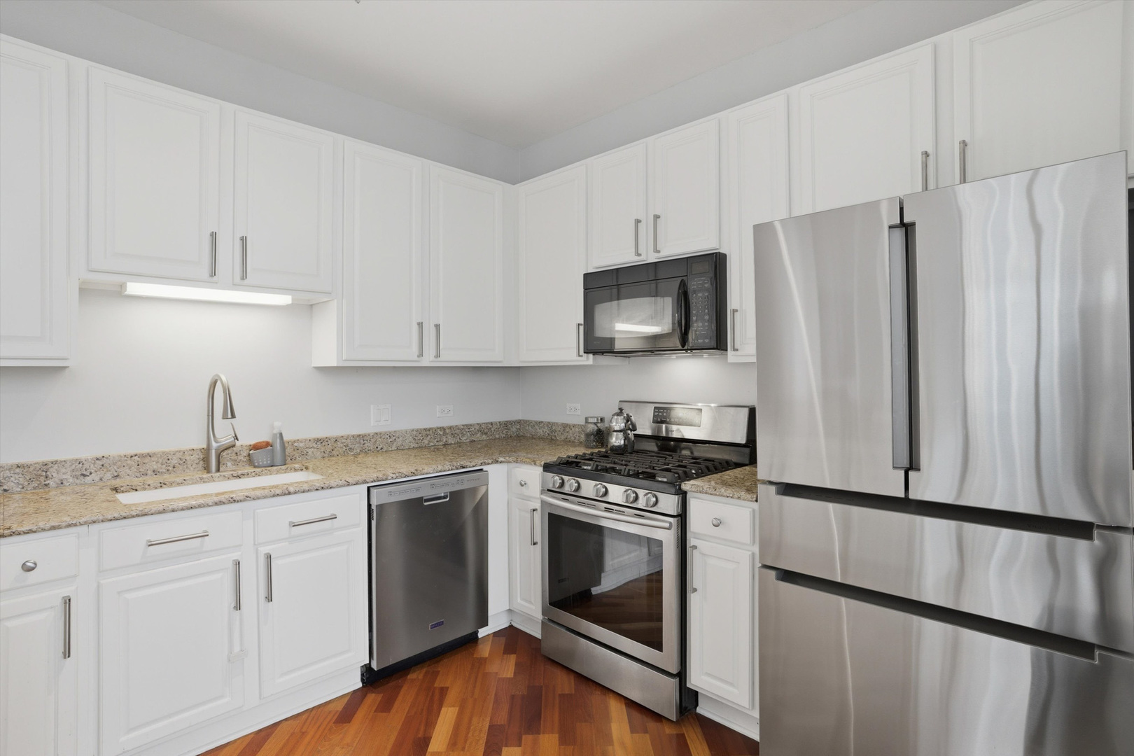 233 East 13th Street Chicago IL 60605