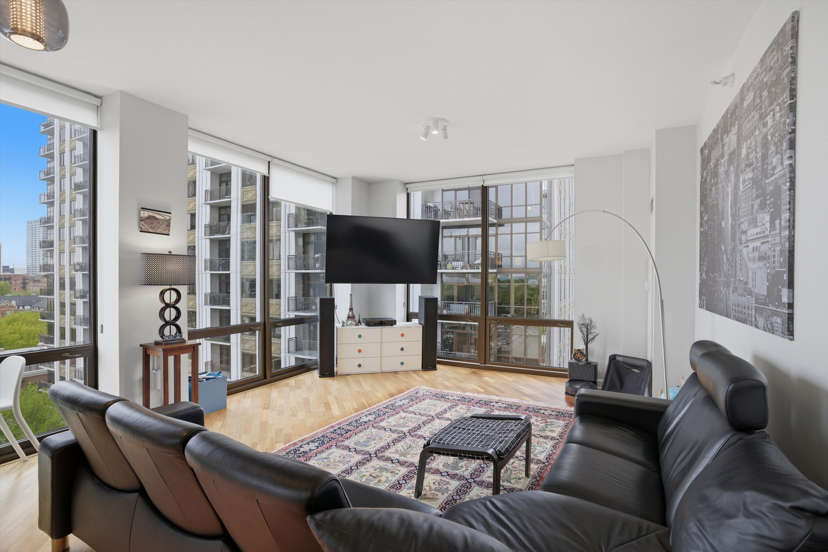 233 East 13th Street Chicago IL 60605