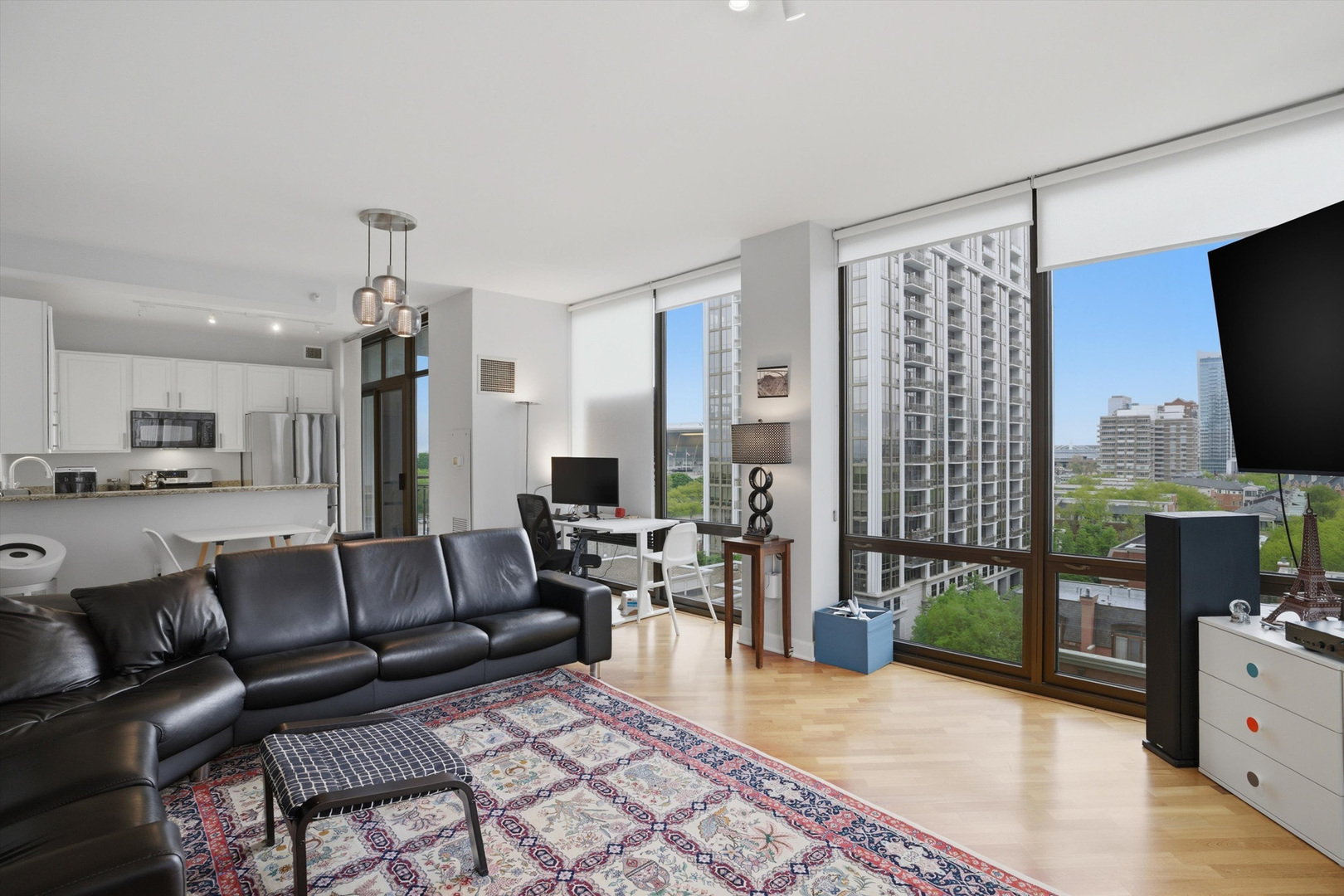 233 East 13th Street Chicago IL 60605