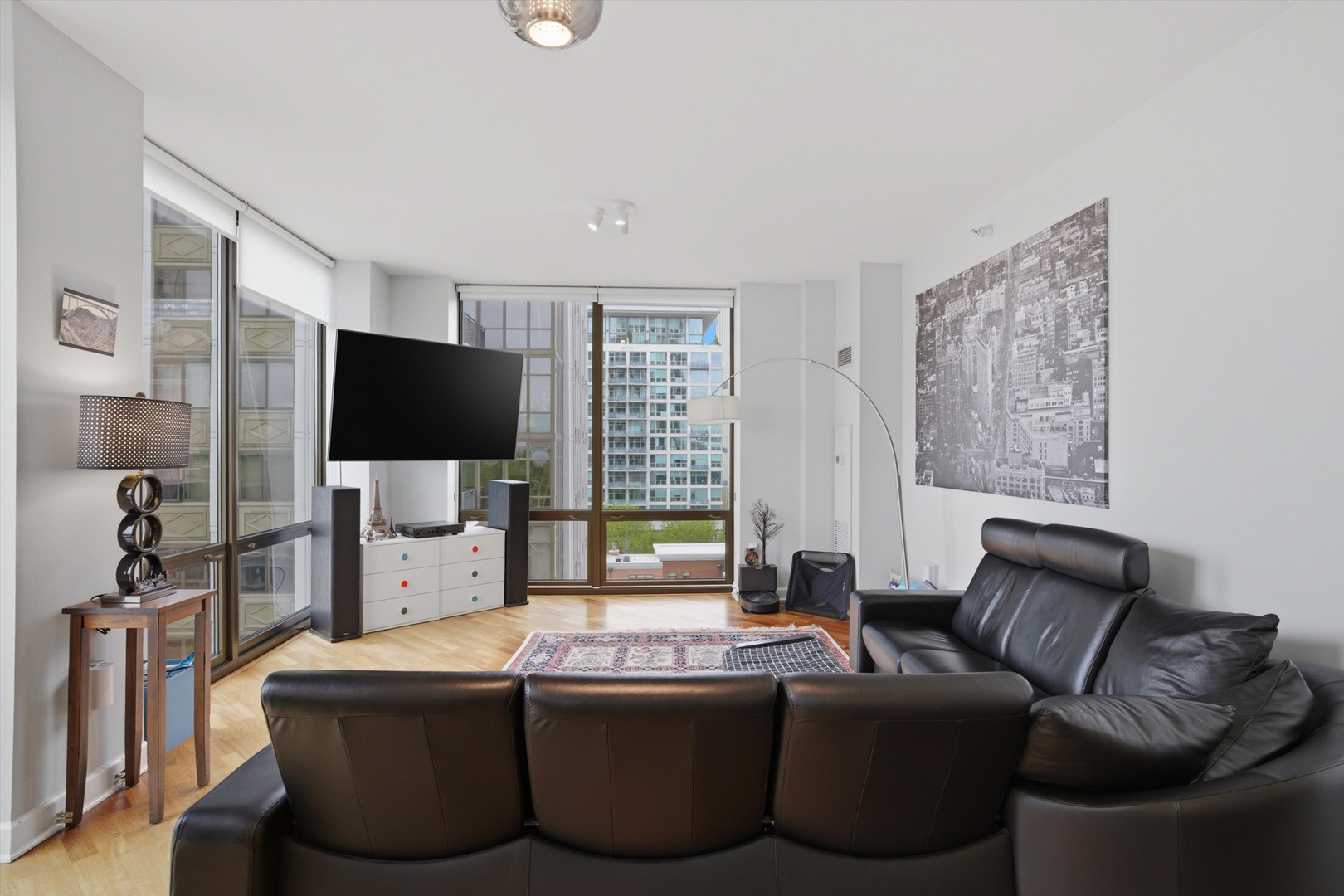 233 East 13th Street Chicago IL 60605
