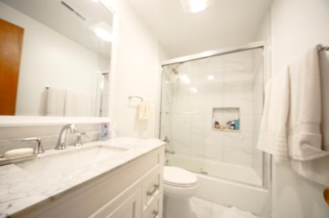 4718 Russett Lane Skokie IL 60076