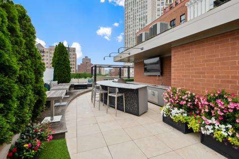 416 West Deming Place Chicago IL 60614