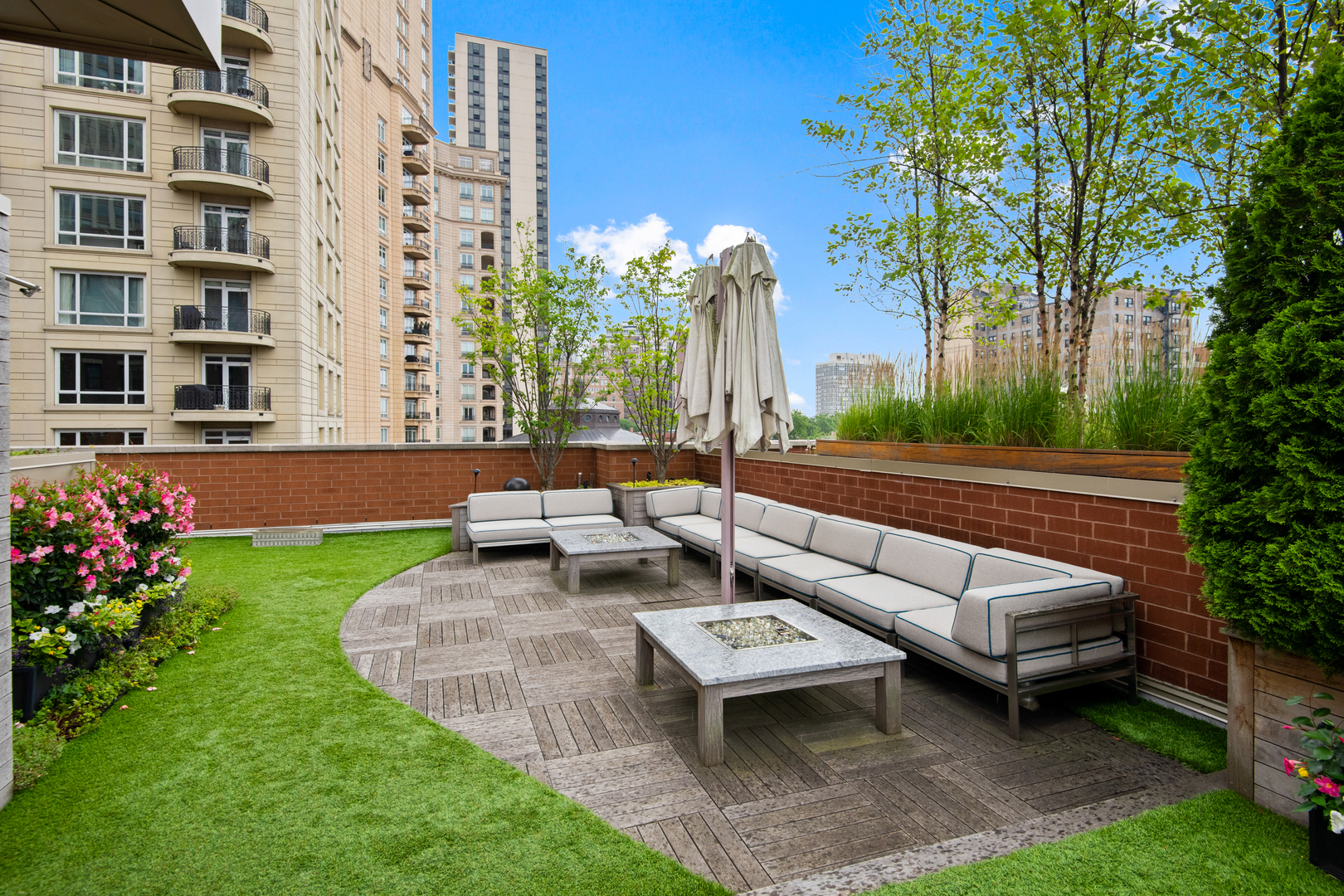 416 West Deming Place Chicago IL 60614