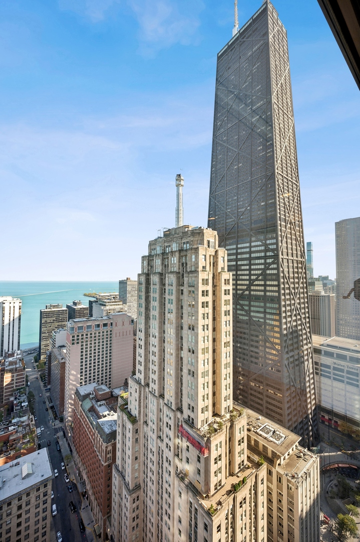 950 North Michigan Avenue Chicago IL 60611