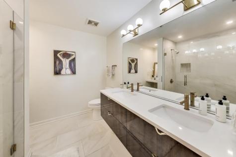 758 North Larrabee Street Chicago IL 60654
