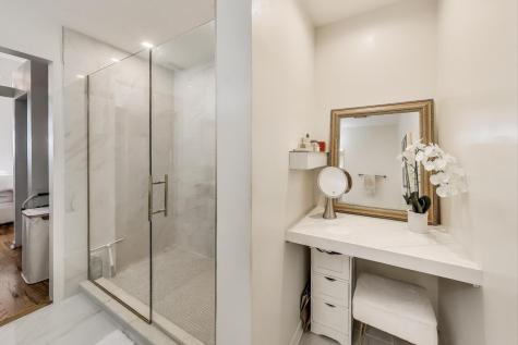 758 North Larrabee Street Chicago IL 60654