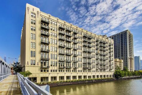 758 North Larrabee Street Chicago IL 60654