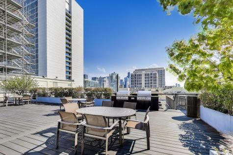 758 North Larrabee Street Chicago IL 60654