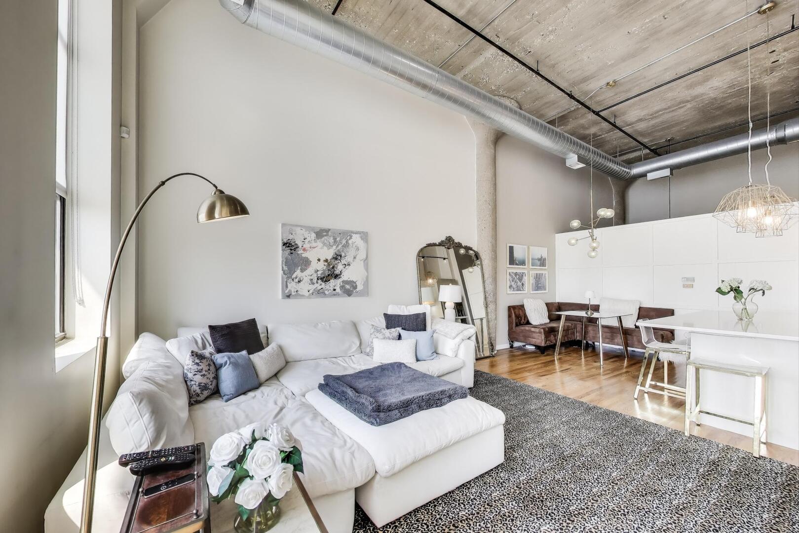 758 North Larrabee Street Chicago IL 60654