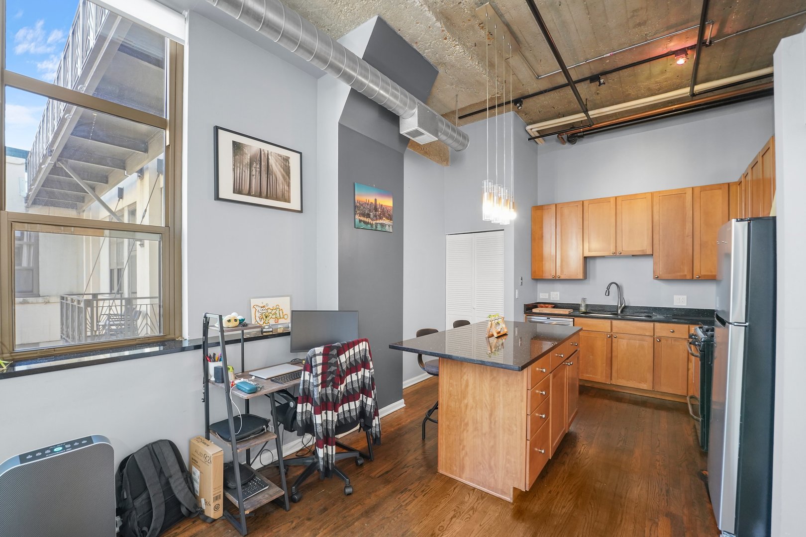 758 North Larrabee Street Chicago IL 60654