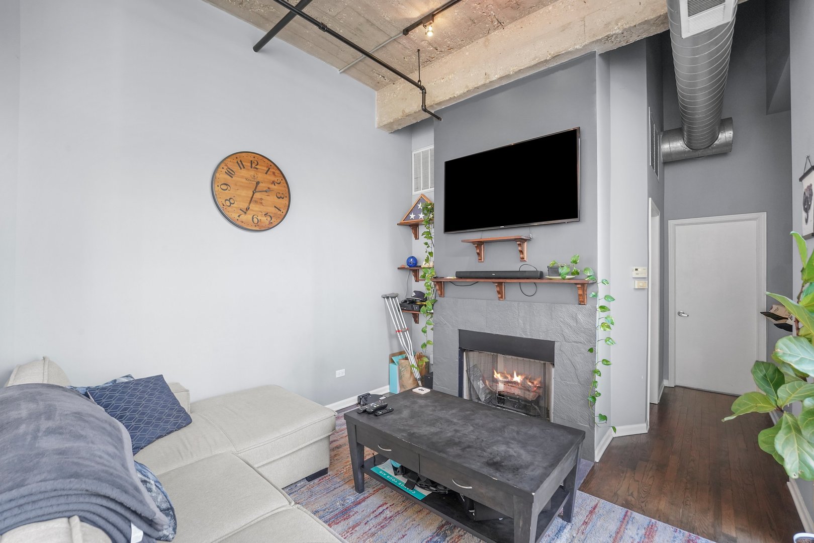 758 North Larrabee Street Chicago IL 60654