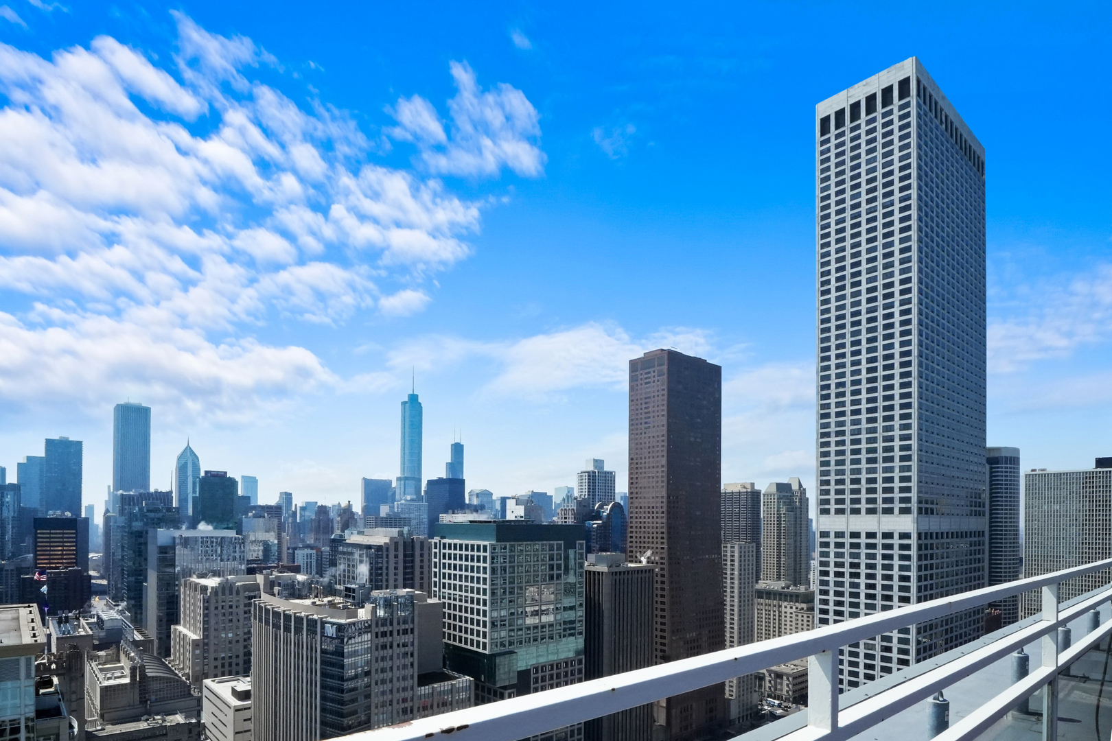 260 East Chestnut Street Chicago IL 60611