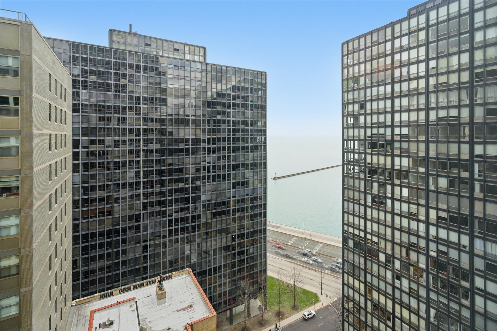 260 East Chestnut Street Chicago IL 60611