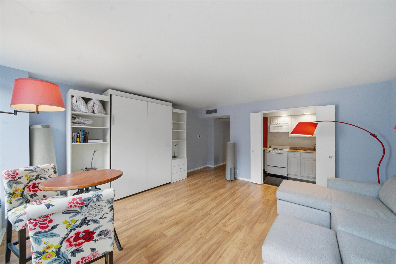 260 East Chestnut Street Chicago IL 60611