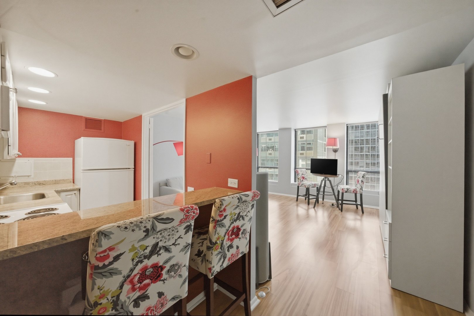 260 East Chestnut Street Chicago IL 60611