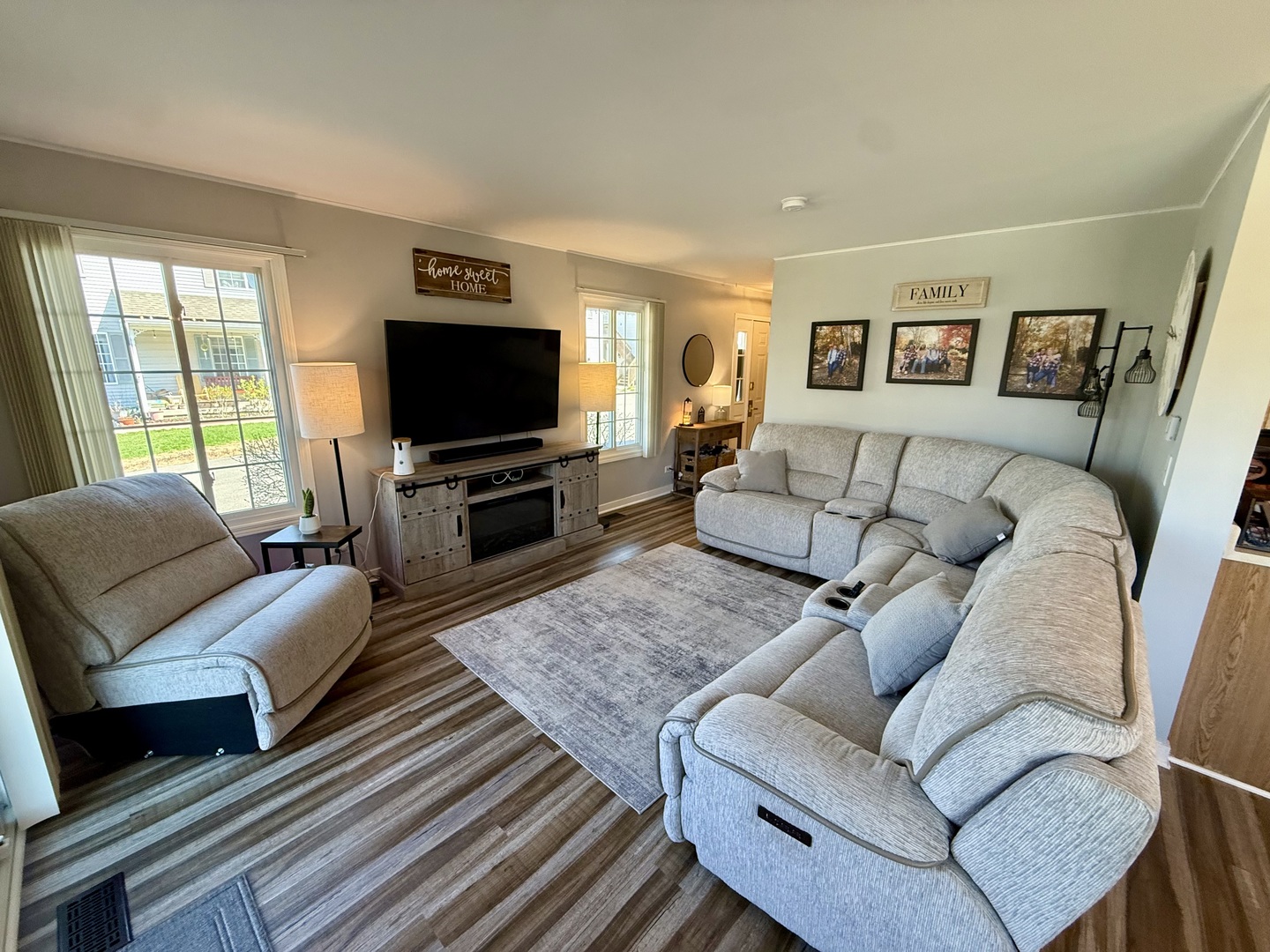 100 Village Creek Drive Lake In The Hills IL 60156