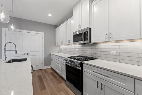 319 South Glendale Avenue Barrington IL 60010