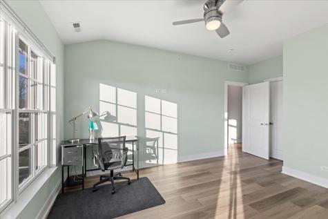 319 South Glendale Avenue Barrington IL 60010
