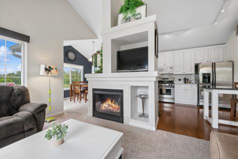 1466 New Haven Drive Cary IL 60013