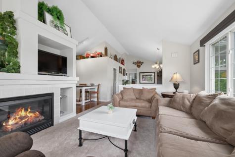 1466 New Haven Drive Cary IL 60013