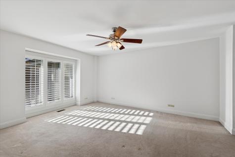 1 Oak Brook Club Drive Oak Brook IL 60523