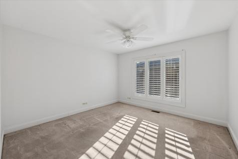 1 Oak Brook Club Drive Oak Brook IL 60523