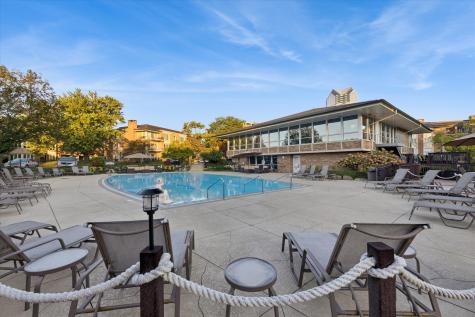 1 Oak Brook Club Drive Oak Brook IL 60523