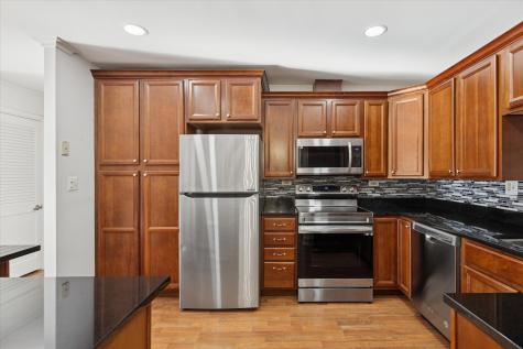 1 Oak Brook Club Drive Oak Brook IL 60523