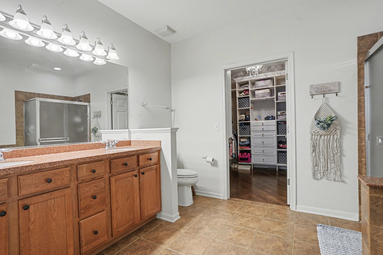 1216 Betsy Ross Place Bolingbrook IL 60490