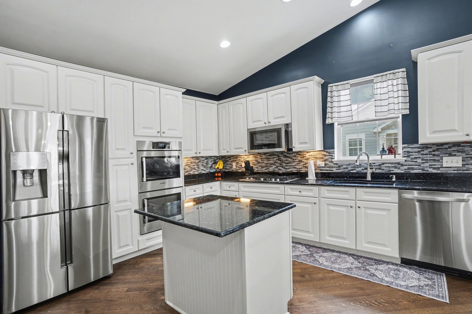 1216 Betsy Ross Place Bolingbrook IL 60490