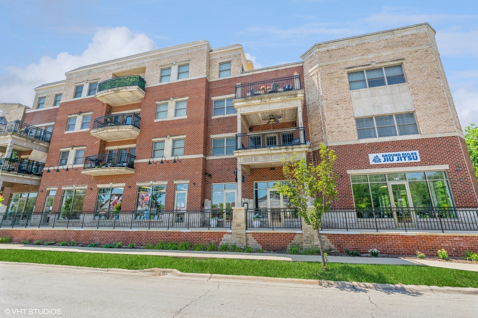17200 Oak Park Avenue Tinley Park IL 60477