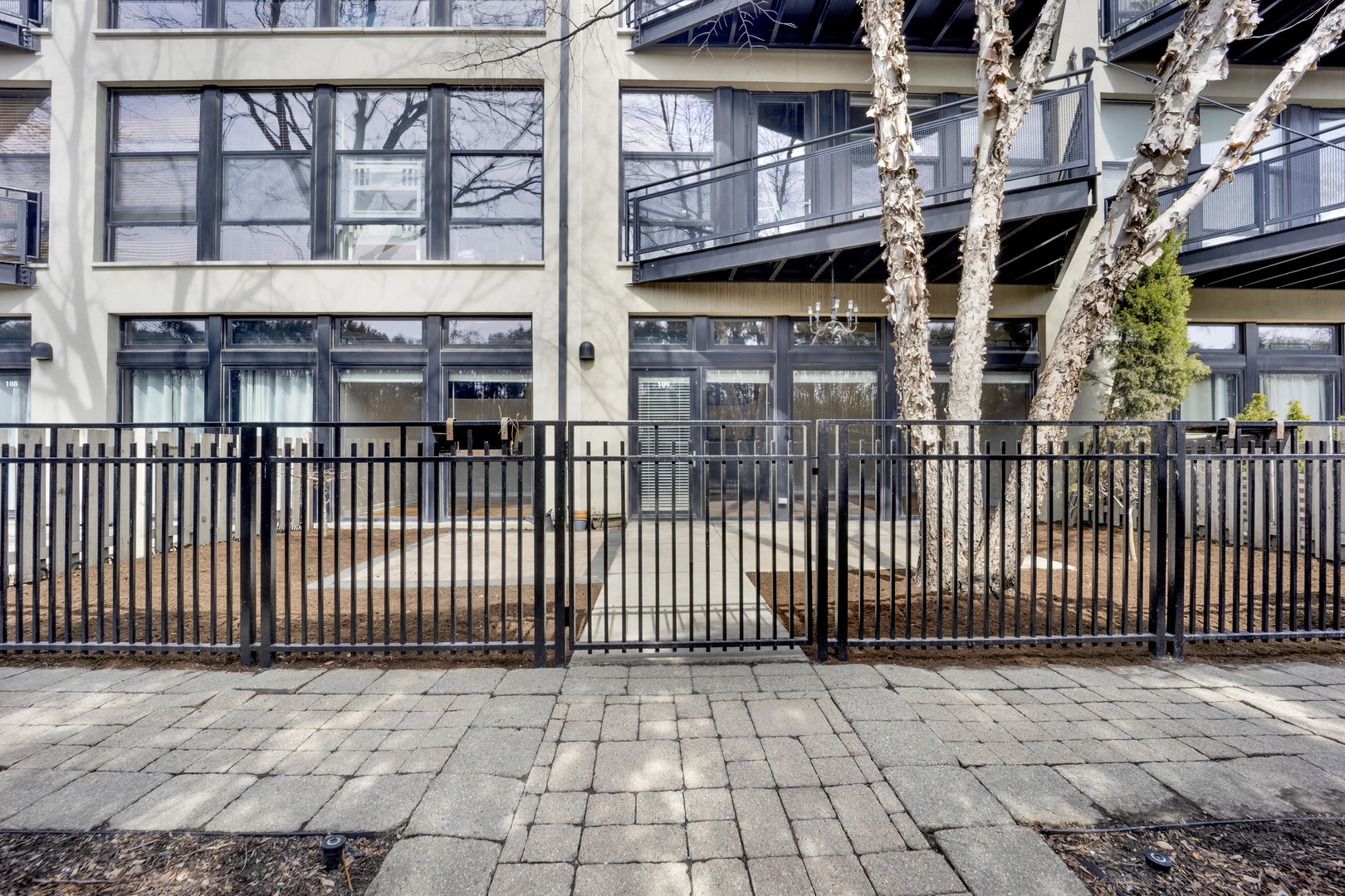 1071 West 15th Street Chicago IL 60608