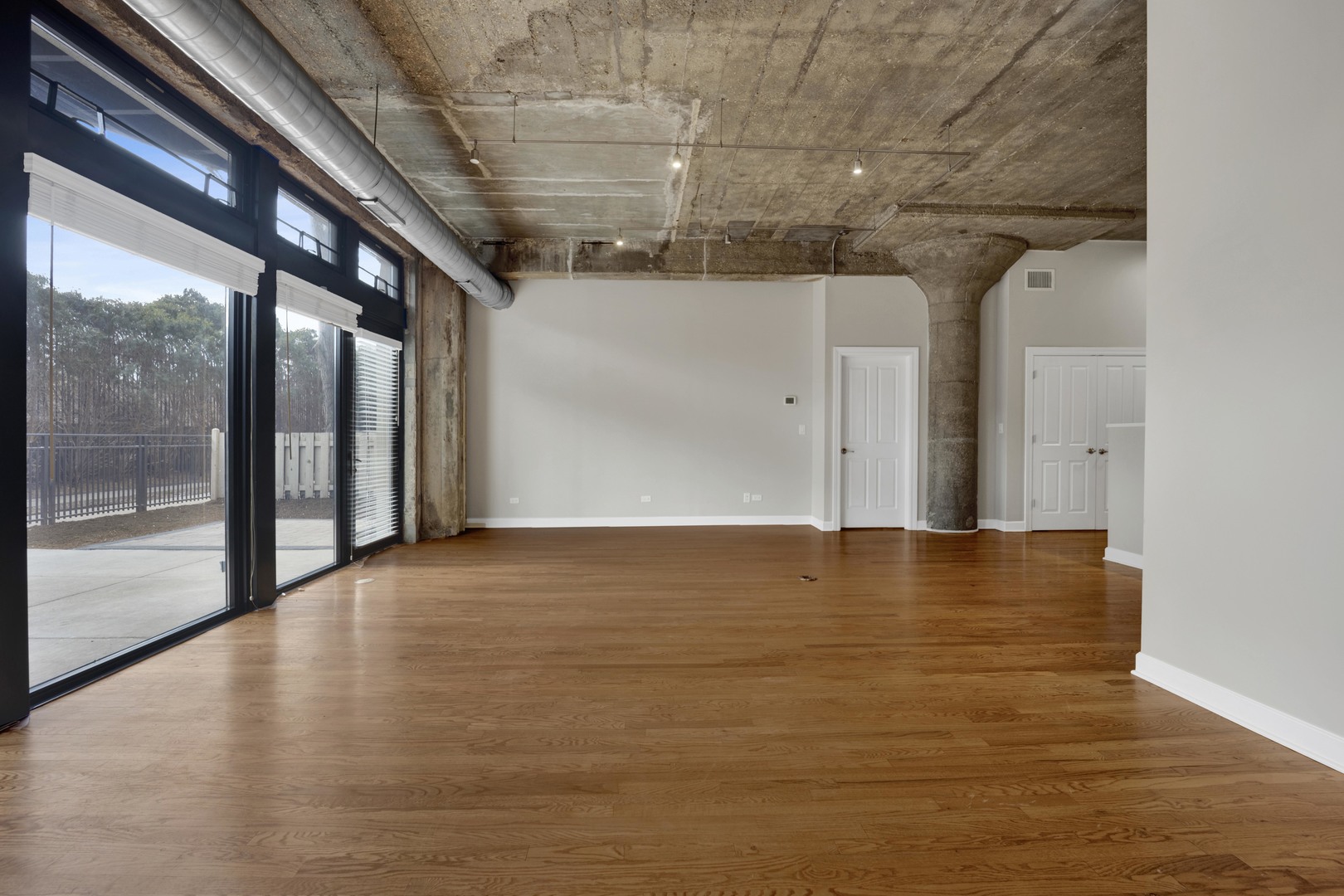 1071 West 15th Street Chicago IL 60608