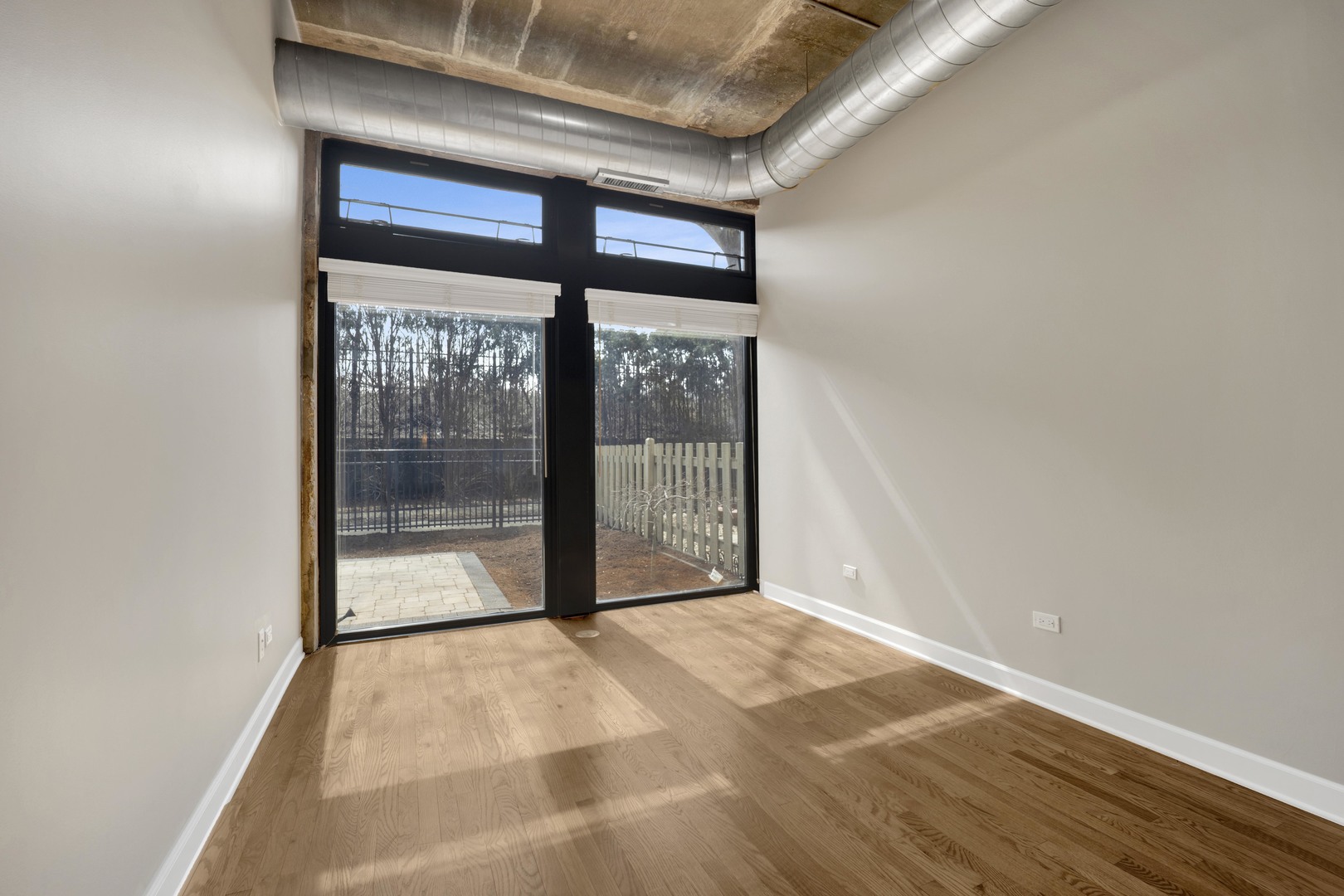 1071 West 15th Street Chicago IL 60608