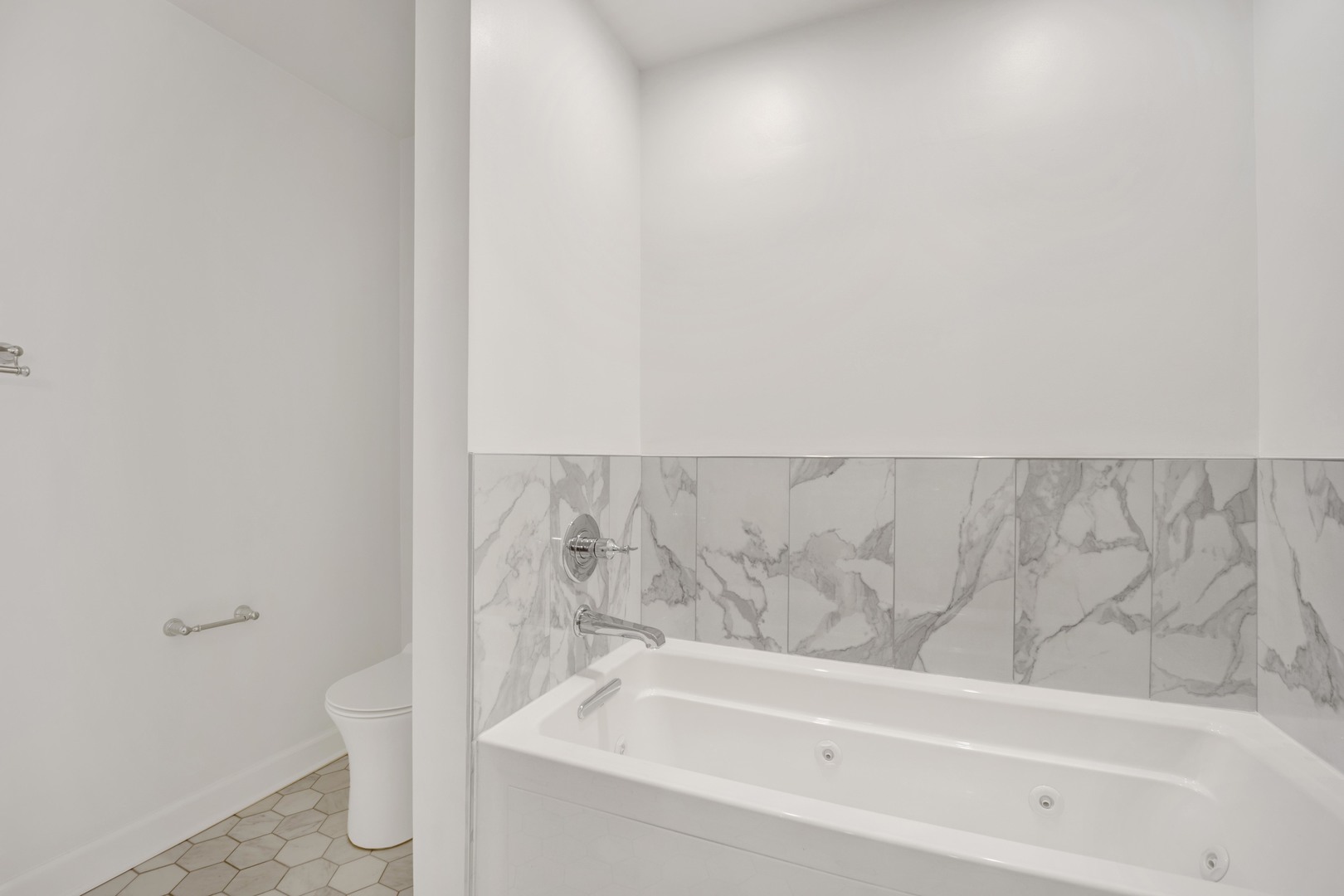 1071 West 15th Street Chicago IL 60608