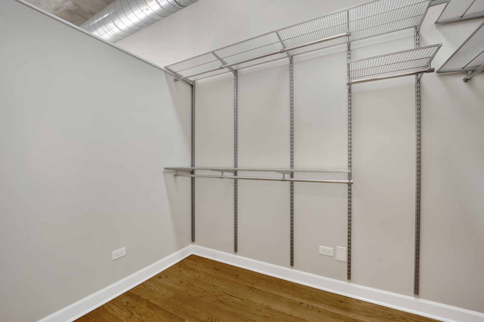 1071 West 15th Street Chicago IL 60608