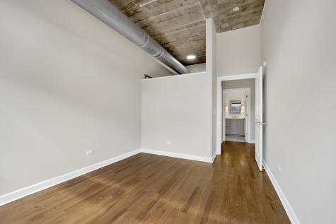 1071 West 15th Street Chicago IL 60608