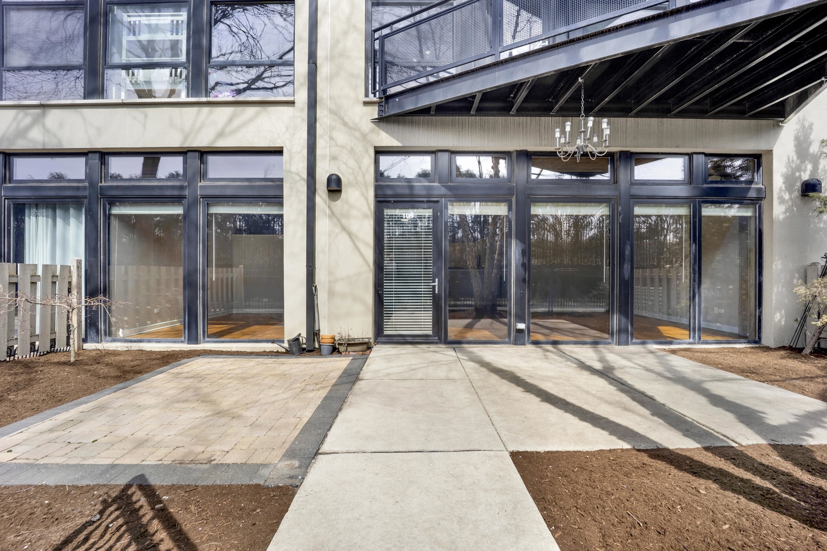 1071 West 15th Street Chicago IL 60608