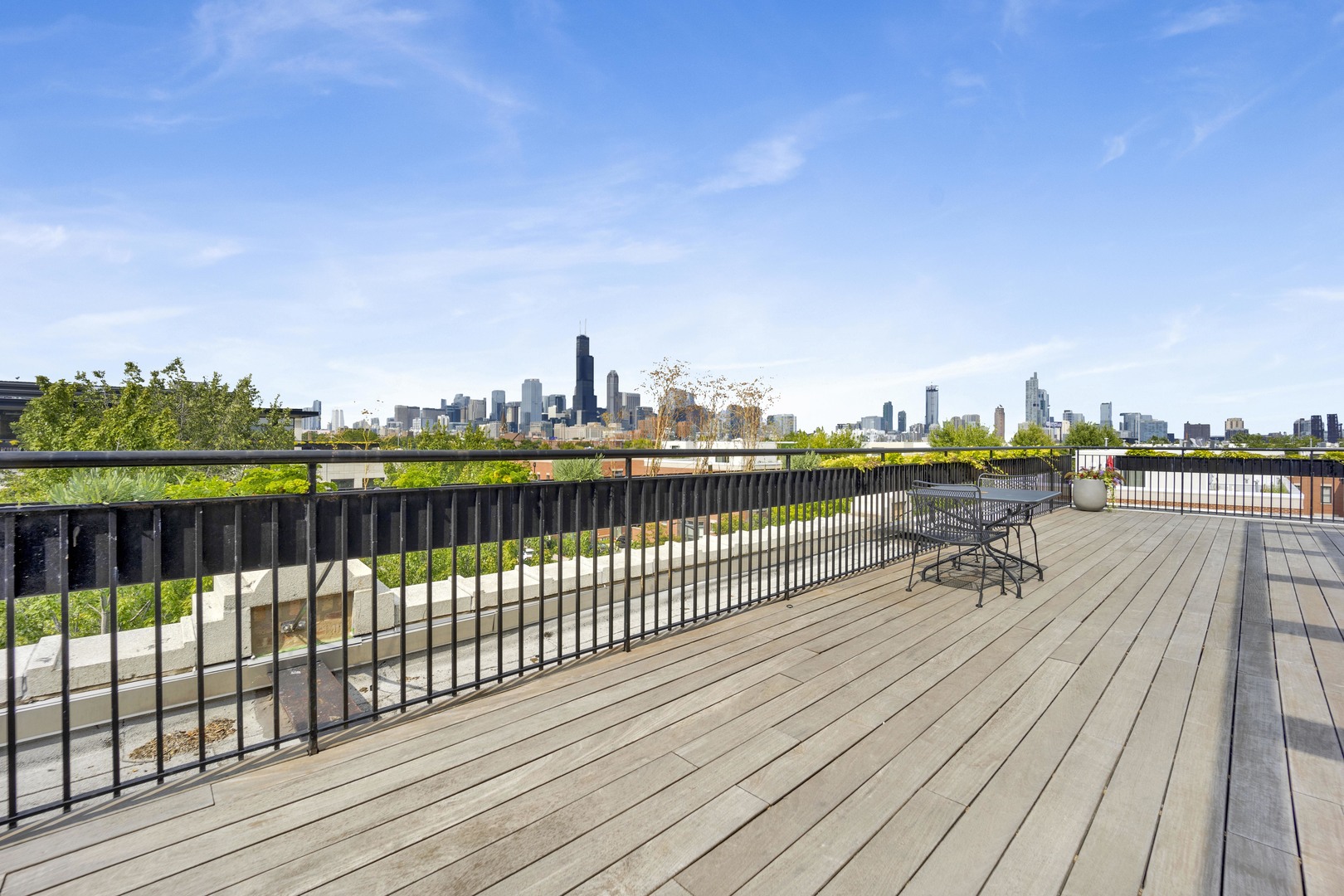 1071 West 15th Street Chicago IL 60608