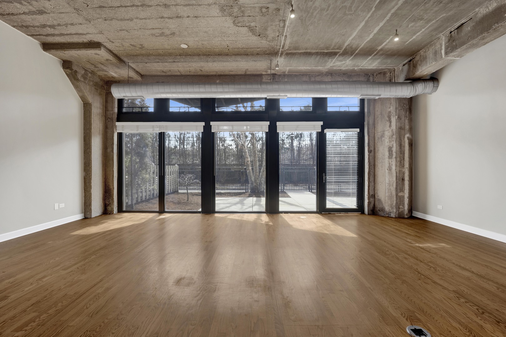 1071 West 15th Street Chicago IL 60608