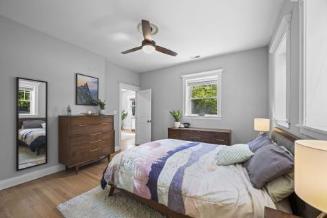 1504 West Cullom Avenue Chicago IL 60613