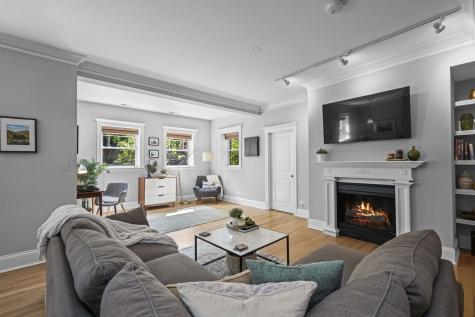 1504 West Cullom Avenue Chicago IL 60613