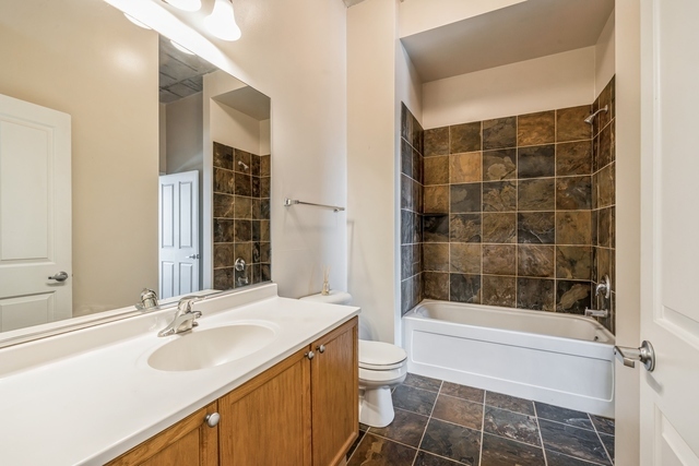 1464 South Michigan Avenue Chicago IL 60605