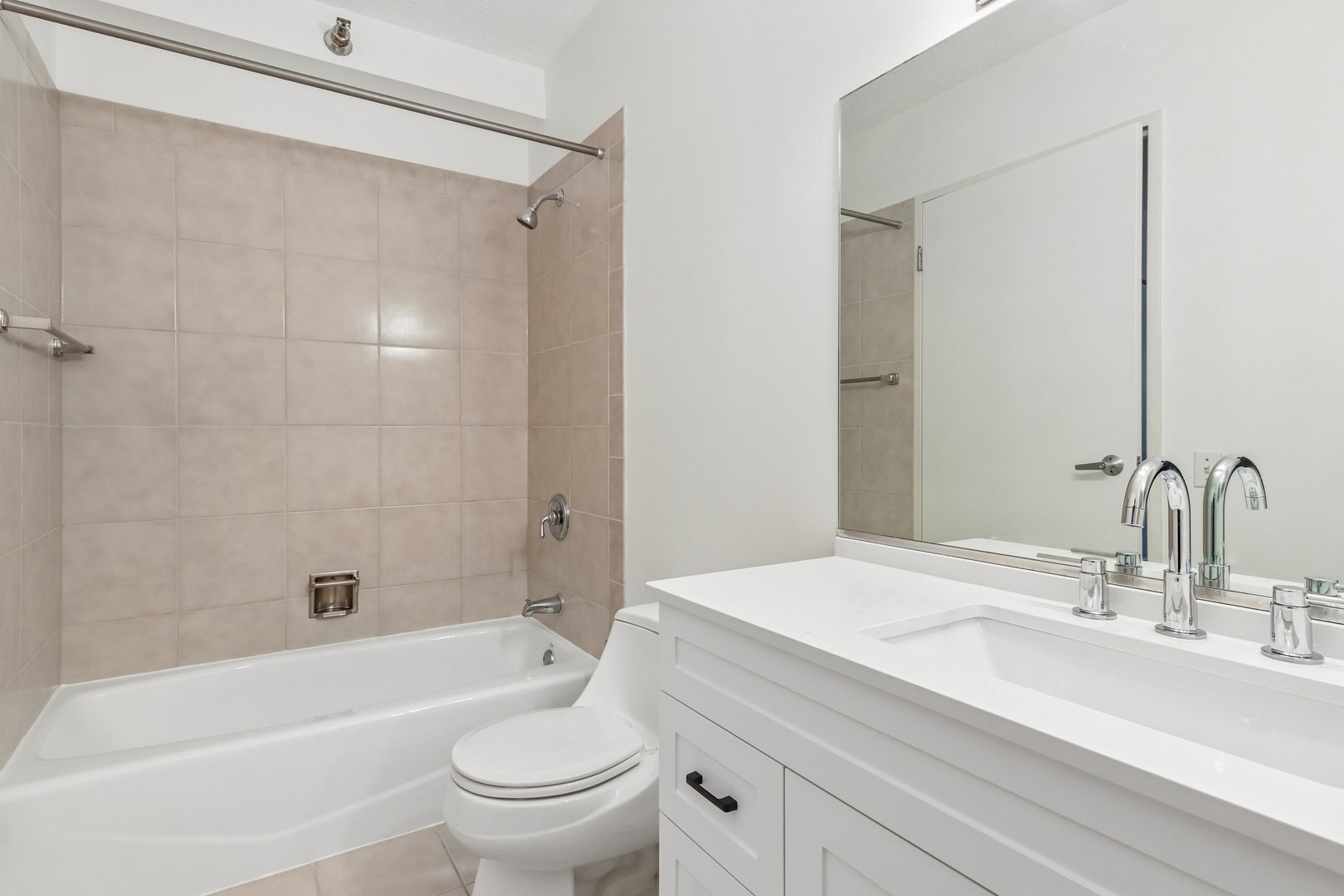 512 North Mcclurg Court Chicago IL 60611