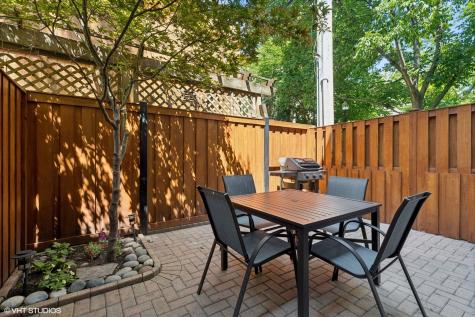 2740 North Janssen Avenue Chicago IL 60614