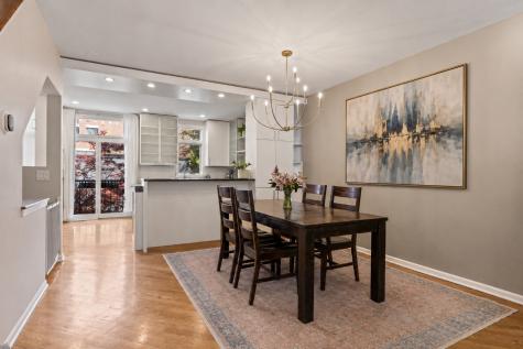 2740 North Janssen Avenue Chicago IL 60614
