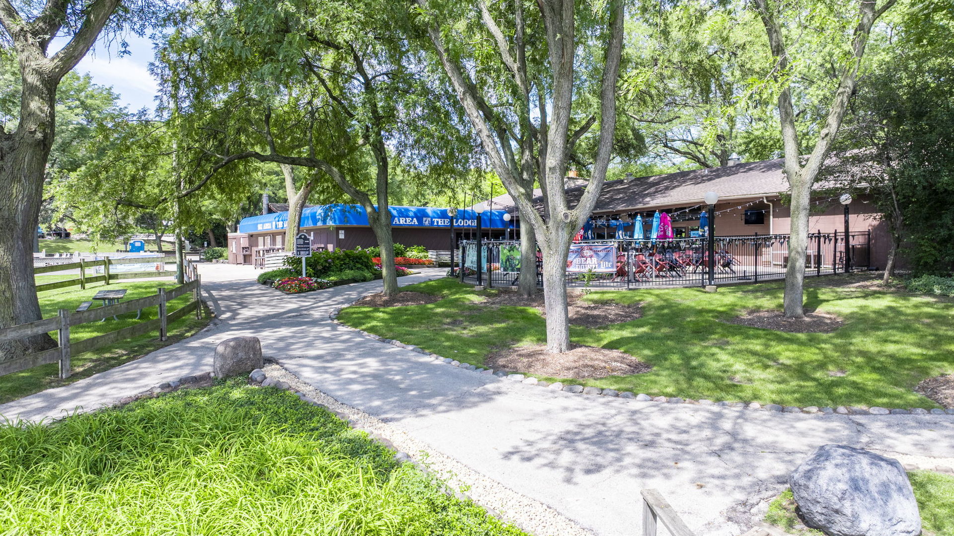 5517 East Lake Drive Lisle IL 60532